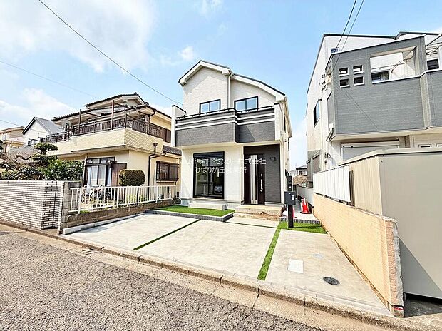 【現地外観写真】安心を一番に考えて設計と建設の両住宅性能評価書を取得。耐震に優れた工法を採用、一生住む家だから構造にも環境にもこだわりを。ここで暮らしたいと思わせる理由を是非現地でお確かめ下さい。