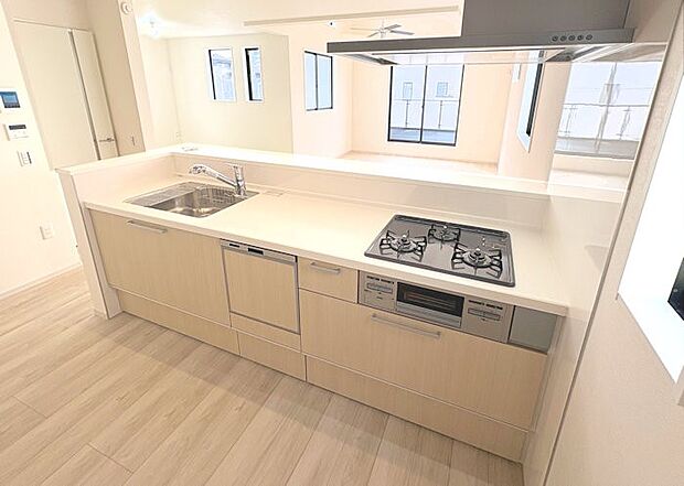 会話が深まる対面キッチン!家族との会話がはずみます