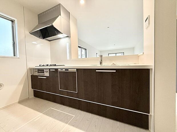 ■家族の絆を深める、温もりのあるキッチン