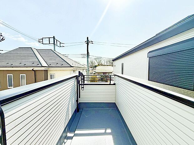 ■ 季節の移ろいを感じられる開放的な空間です