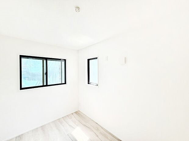 【子供部屋】■仕事や勉強のスペースに使うことで、集中しやすく静かな環境が整います