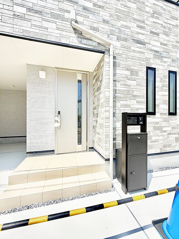 【玄関】■ ここから始まる、笑顔あふれる毎日