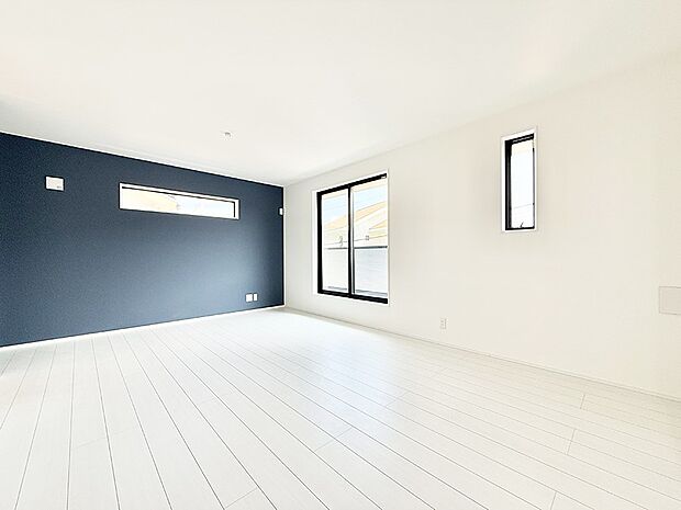 【リビング】■くつろぎと笑顔が集まる、心温まるリビング