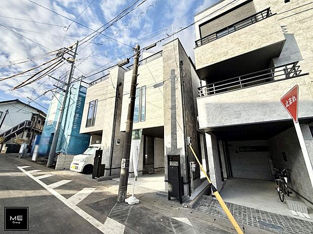 【現地外観写真】■暮らしを豊かにする充実した仕様設備で快適に