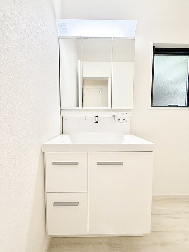 【洗面台・洗面所】■清潔感があり、気持ちよく使えます