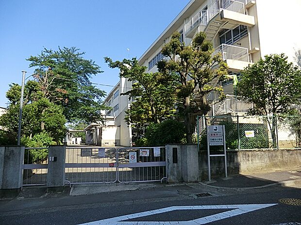 川崎市立白幡台小学校（約270m・徒歩4分）