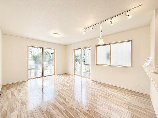 【リビング】■自然と会話が生まれる、心地よいひととき