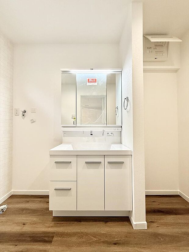 【洗面台・洗面所】■清潔感があり、気持ちよく使えます