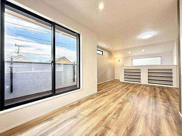 【ダイニング】■何気ない毎日を特別にする、癒しの空間