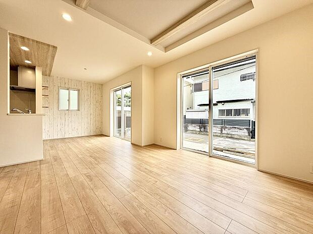 【ダイニング】■ふとした瞬間に幸せを感じる、心地よい場所