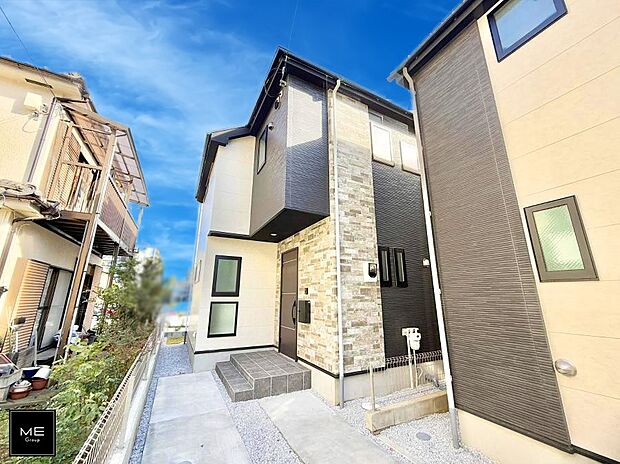 【現地外観写真】■暮らしを豊かにする充実した仕様設備で快適に