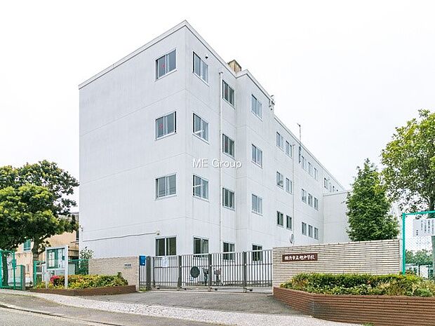 横浜市立旭中学校（約260m・徒歩4分）