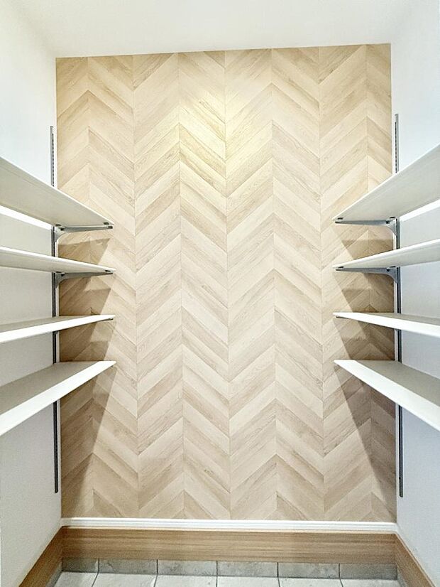 【収納】■シューズインクローゼット付なので、外で使う物をまとめて収納、すっきり玄関に  