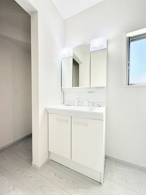 【洗面台・洗面所】■清潔感があり、気持ちよく使えます