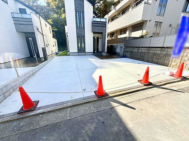 【駐車場】■カースペース有