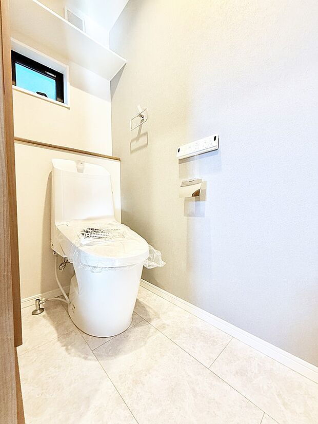 【トイレ】■毎日使う場所だからこそ、清潔感溢れる空間