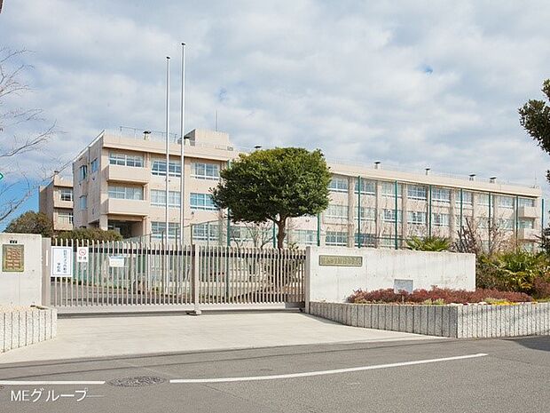 厚木市立睦合中学校（約2,900m・徒歩37分）