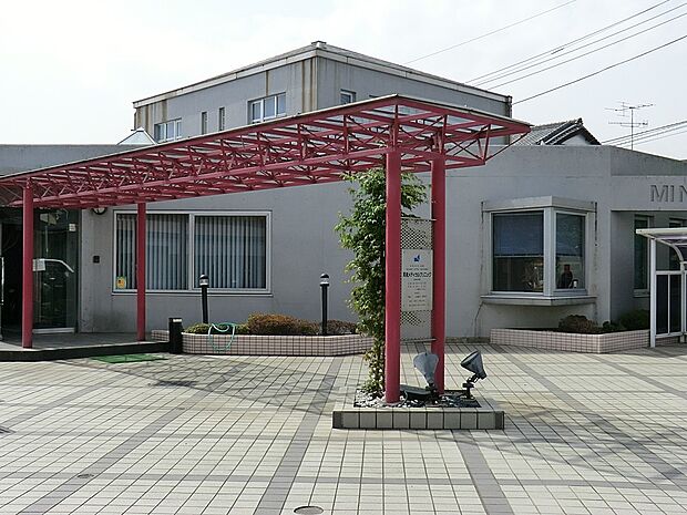 箕浦メディカルクリニック（約900m・徒歩12分）