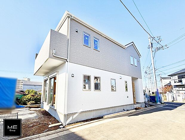 【現地外観写真】■家族みんなが笑顔で過ごせる、安心感のある住まい