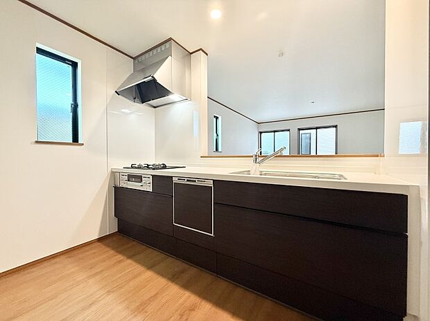 【ダイニングキッチン】■作る楽しみと食べる幸せを届けるキッチン