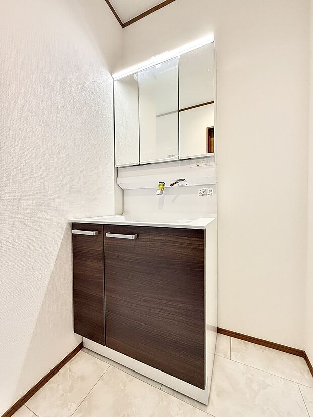 【洗面台・洗面所】■清潔感があり、気持ちよく使えます