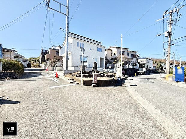 【前面道路含む現地写真】■新しい時代の息吹を感じる、心地よい環境
