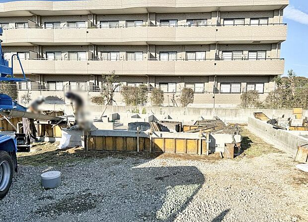 【現地外観写真】■暮らしを豊かにする充実した仕様設備で快適に