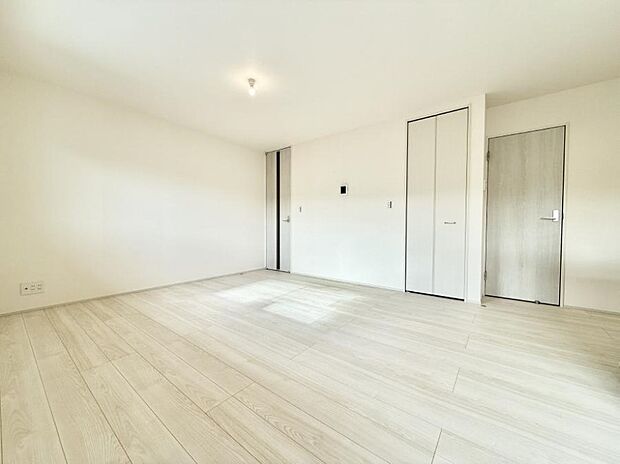 【ダイニング】■温もりを感じる、居心地のいいリビング