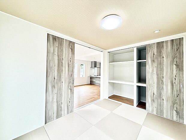 【リビング以外の居室】■シンプルで使いやすい空間がスッキリ感じられます