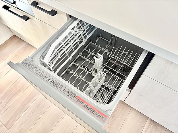 【食洗機】■手間なく洗浄!食器をピカピカに仕上げてくれます