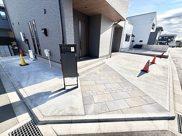 【駐車場】■カースペース有