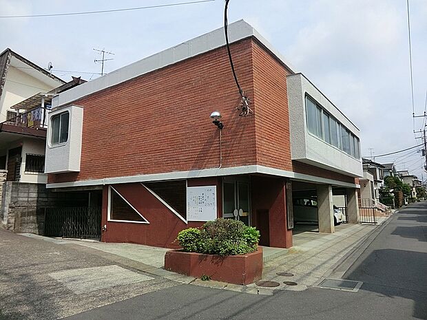 石垣内科小児科医院（約340m・徒歩5分）