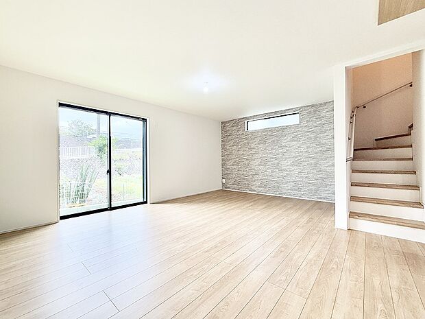 【ダイニング】■家族の笑顔があふれる、くつろぎの空間