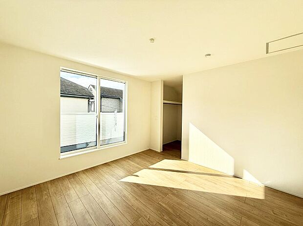 【洋室】■心地よい雰囲気が漂う落ち着いた空間