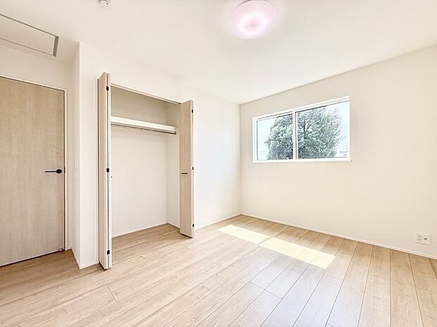 【子供部屋】■読書や趣味リモートワークなどさまざまな用途に対応できる柔軟さがあります