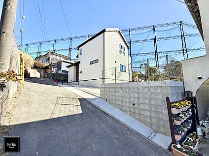 前面道路含む現地写真