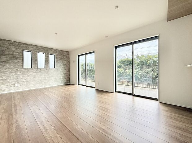 【ダイニング】■何気ない毎日を特別にする、癒しの空間