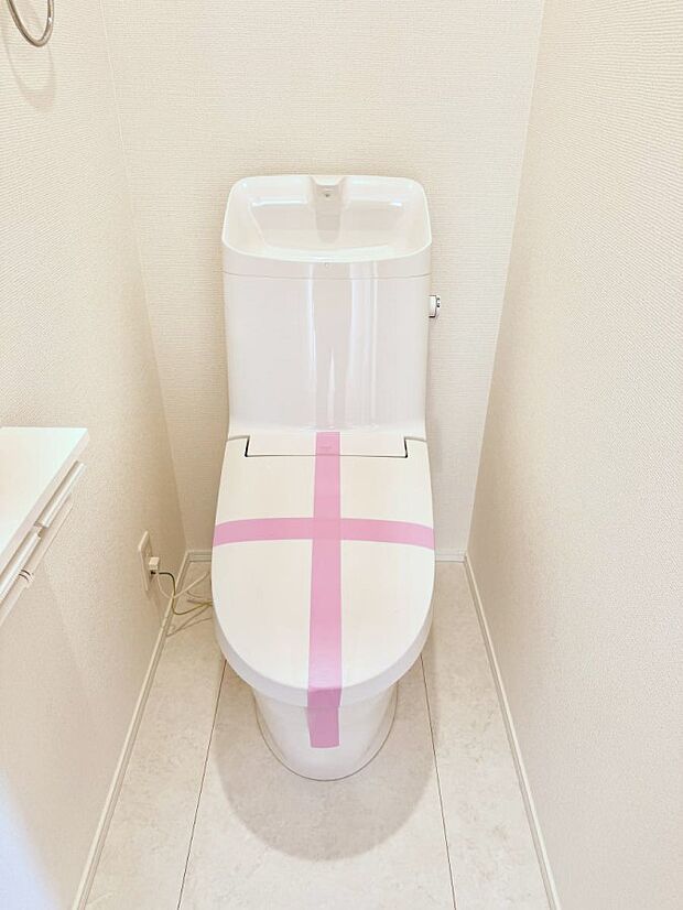 【トイレ】■毎日使う場所だからこそ、清潔感溢れる空間