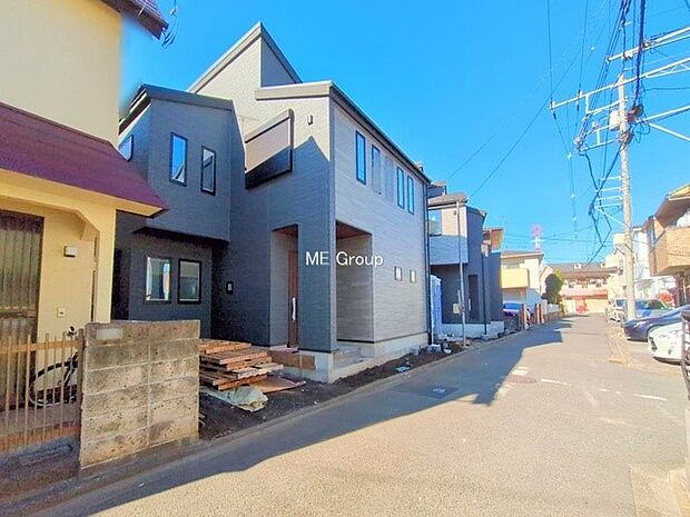 【前面道路含む現地写真】前面広々