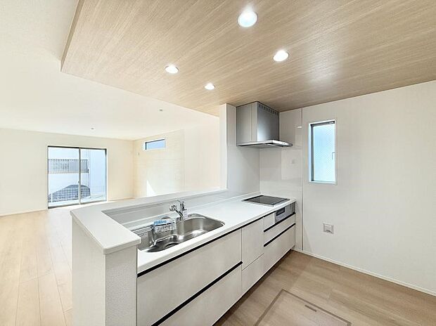 【ダイニングキッチン】■作る楽しみと食べる幸せを届けるキッチン