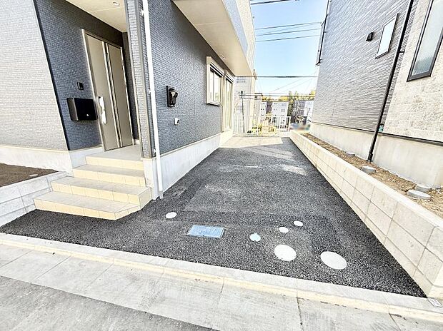 【駐車場】■カースペース有