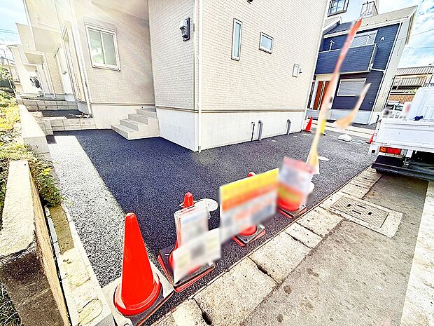 【駐車場】4号棟  ■自宅にある駐車スペースなので安心ですね