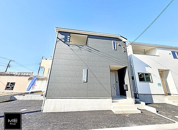 【現地外観写真】■家族みんなが笑顔で過ごせる、安心感のある住まい