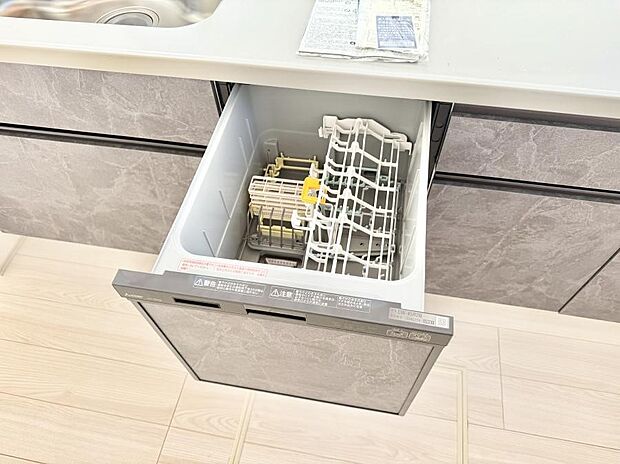 【食洗機】■手間なく洗浄!食器をピカピカに仕上げてくれます