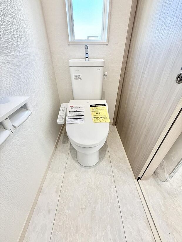 【トイレ】■毎日使う場所だからこそ、清潔感溢れる空間