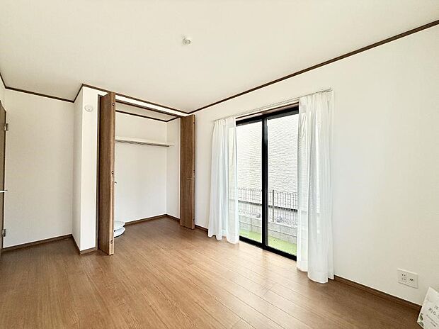 【子供部屋】■仕事や勉強のスペースに使うことで、集中しやすく静かな環境が整います