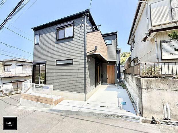 【現地外観写真】■暮らしを豊かにする充実した仕様設備で快適に