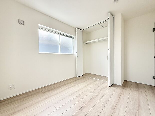 【洋室】■静かな洋室で読書や趣味に集中できる場所