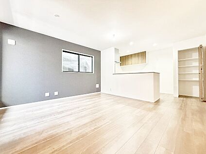 リビングダイニング