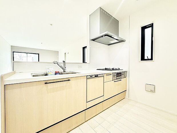 【ダイニングキッチン】■キレイに片付く、使いやすいキッチン